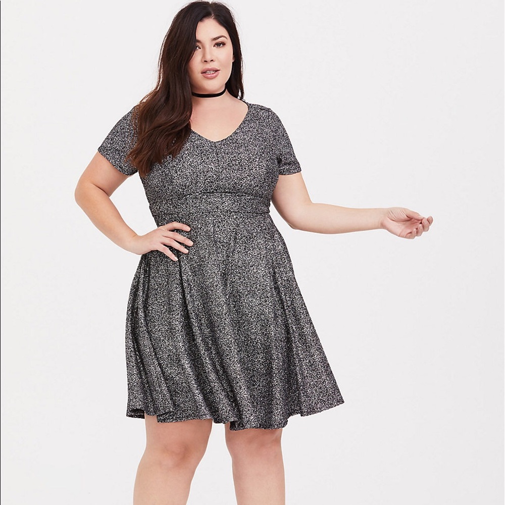 Torrid Silver Knit Skater Dress 🎉HP!🎉